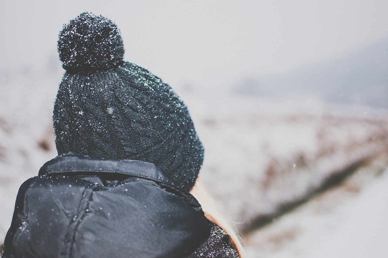 5 Simple Ways to Stay Positive During the Cold